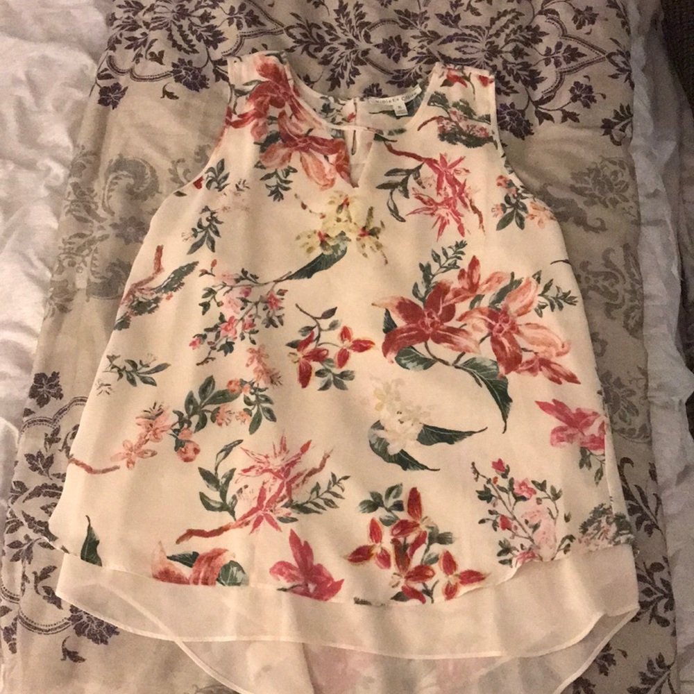 Violet and Claire floral tank